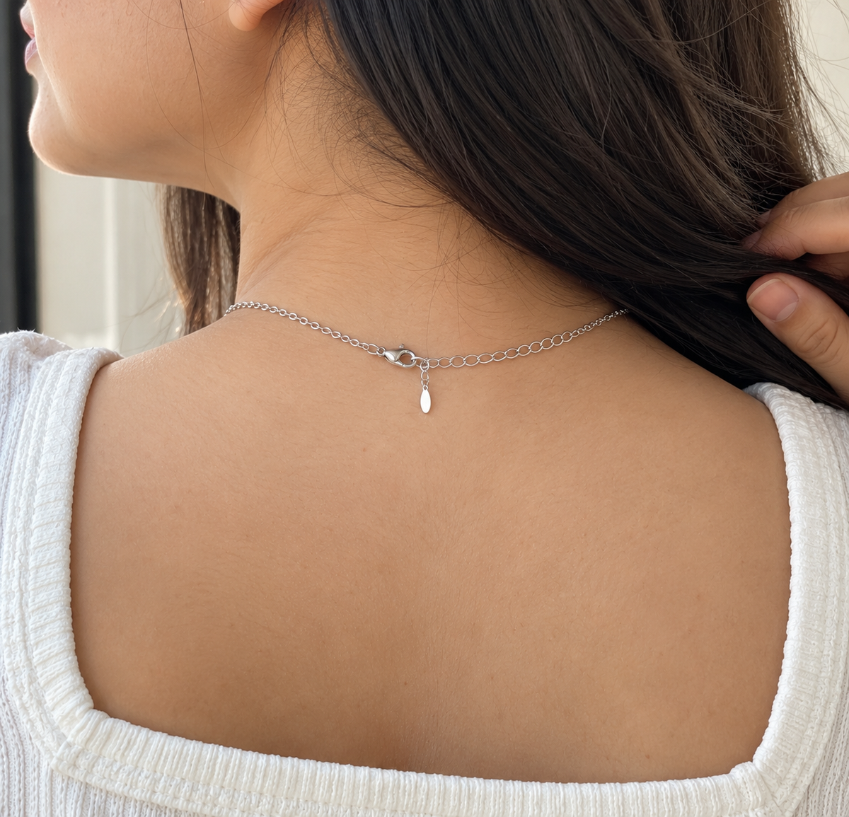 925 Sterling Silver Mother of Pearl Circle Pendant Chain
