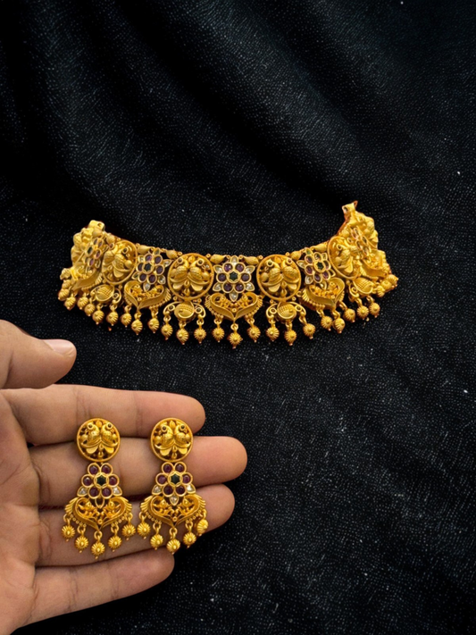 SIYA Traditional gold-plated temple choker