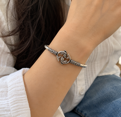 925 Sterling Silver Hollow Women’s Bracelet – Antique Silver Koi Fish Bangle